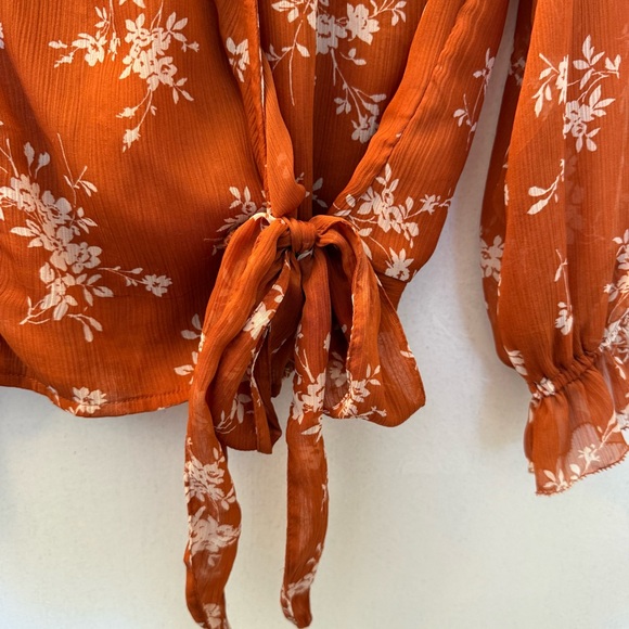 Abercrombie & Fitch Rust Floral Wrap Blouse with Tie - Picture 3 of 5
